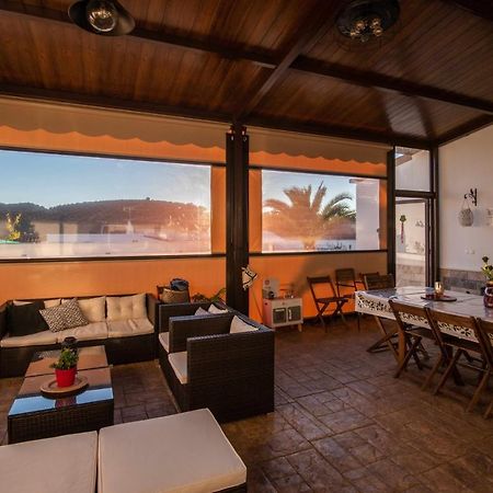 Lujoso chalet en el centro de Andalucía Con barbacoa y chimenea exterior Rute Exterior foto