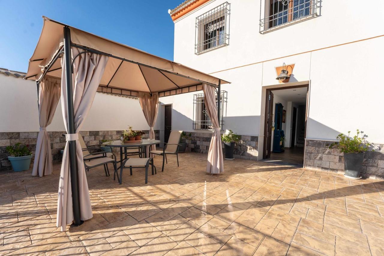 Lujoso chalet en el centro de Andalucía Con barbacoa y chimenea exterior Rute Exterior foto