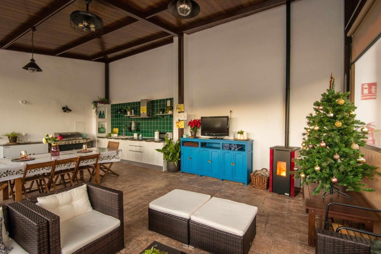 Lujoso chalet en el centro de Andalucía Con barbacoa y chimenea exterior Rute Exterior foto